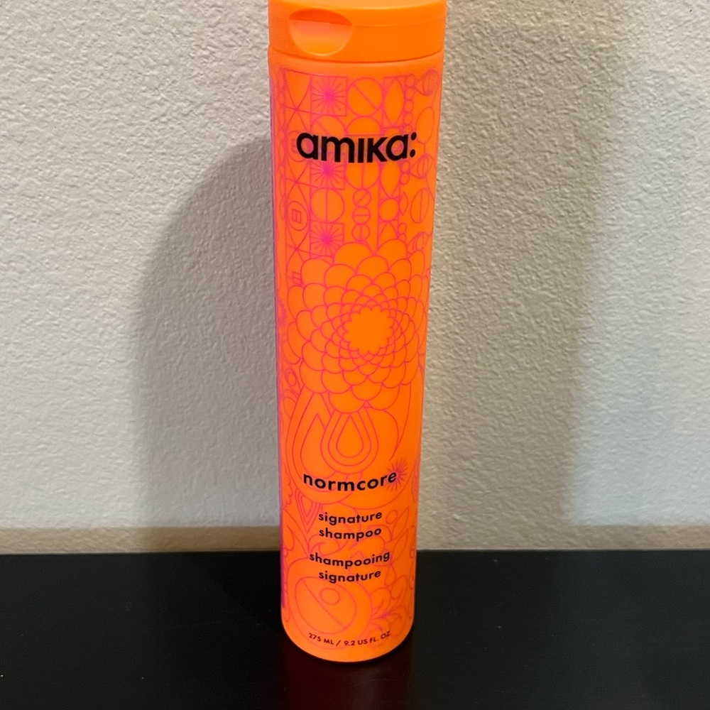 amika: Normcore Signature Shampoo